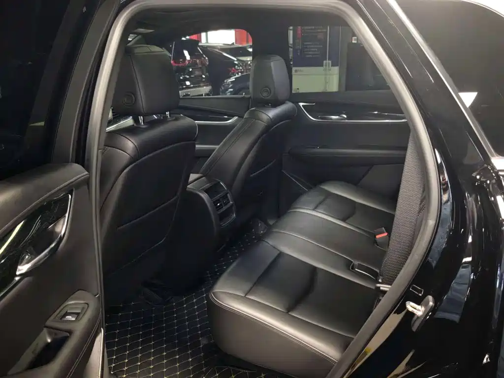 Cadillac XT5 — миниатюра 11