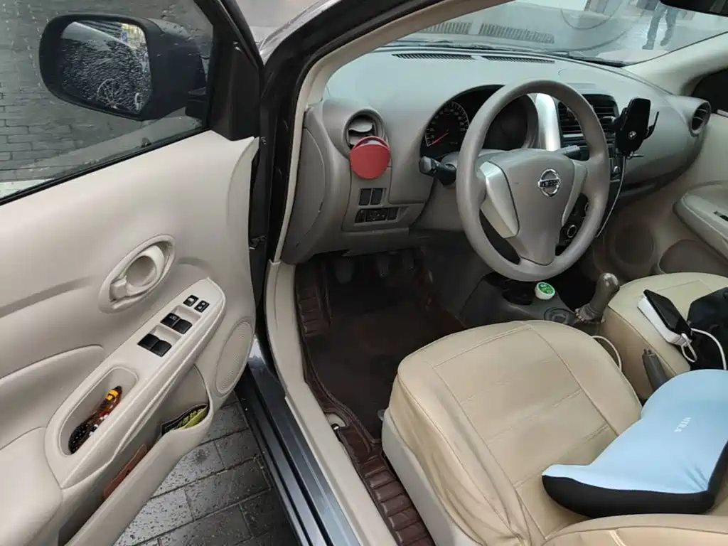 Nissan Sunny — миниатюра 16