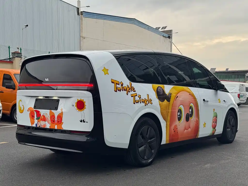 Li Auto Li MEGA — миниатюра 5
