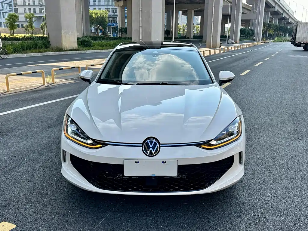Volkswagen Lamando — миниатюра 2