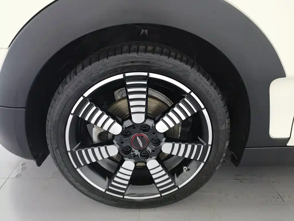 MINI Mini Clubman — миниатюра 17
