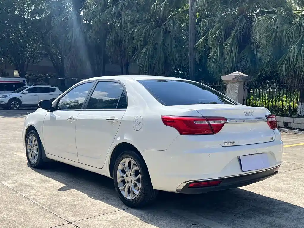 Geely Vision — миниатюра 9