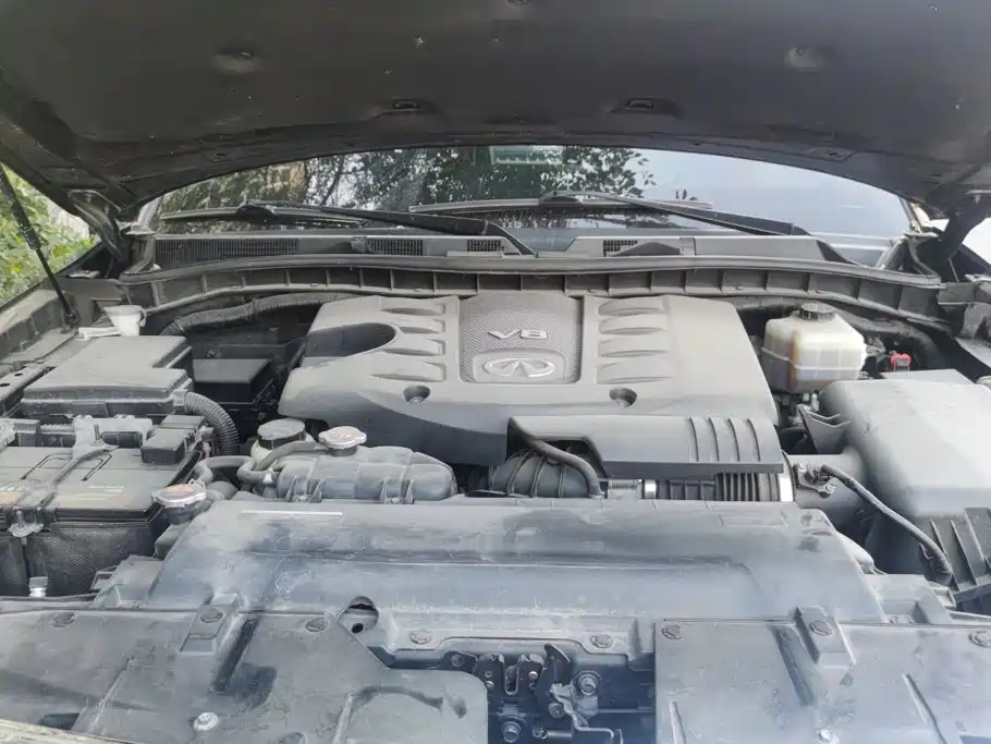 Infiniti QX80 — миниатюра 9