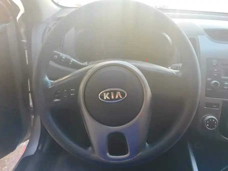 Kia Forte — миниатюра 15