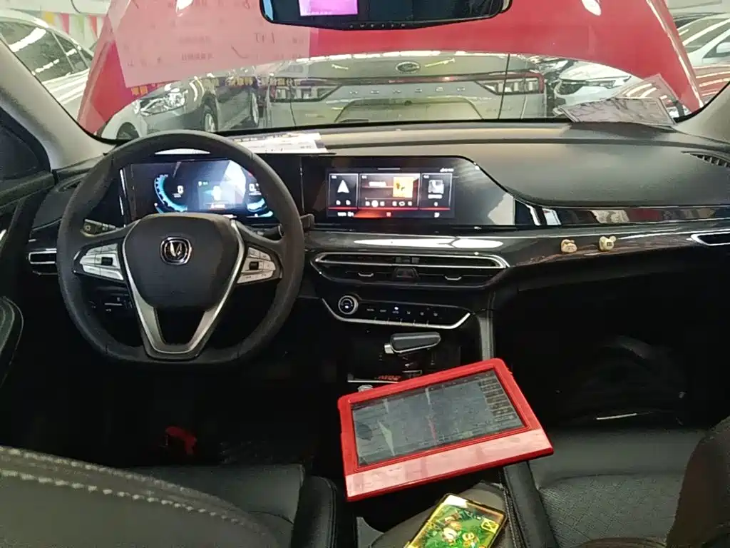 Changan Eado — миниатюра 10