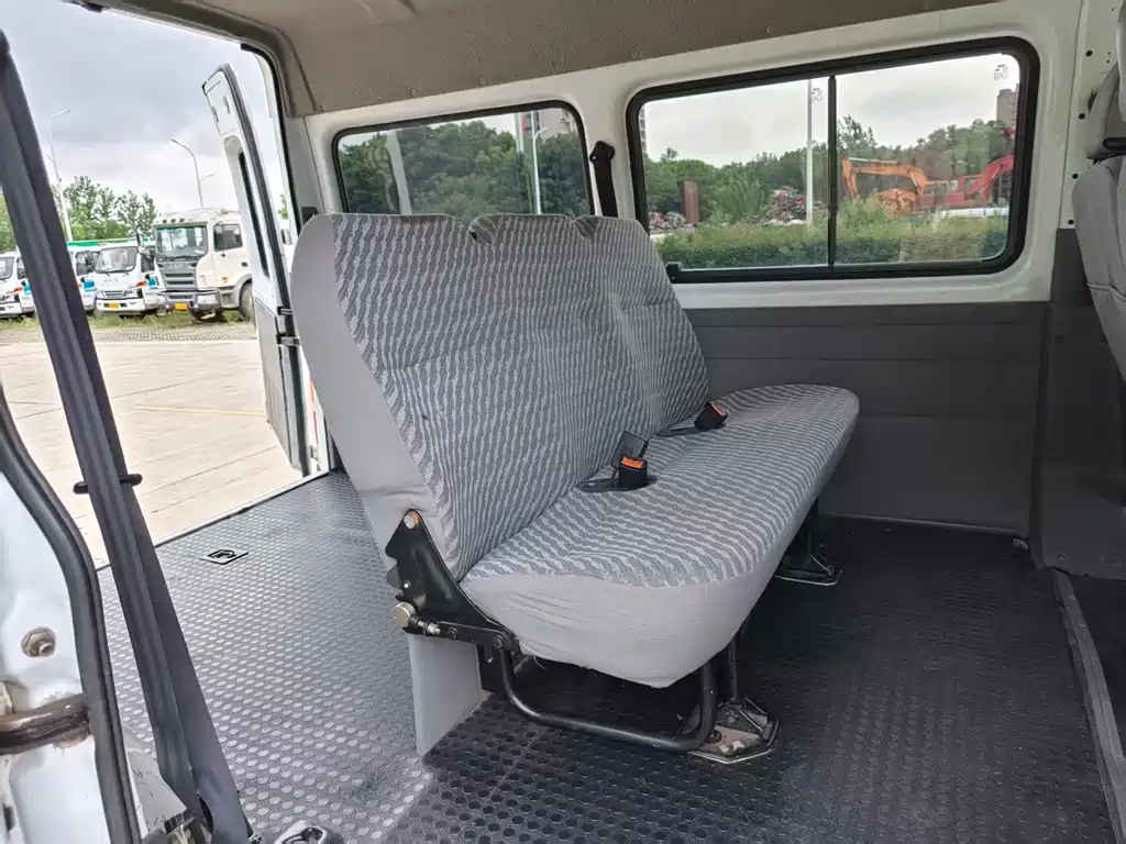 Ford Transit Classic — миниатюра 14