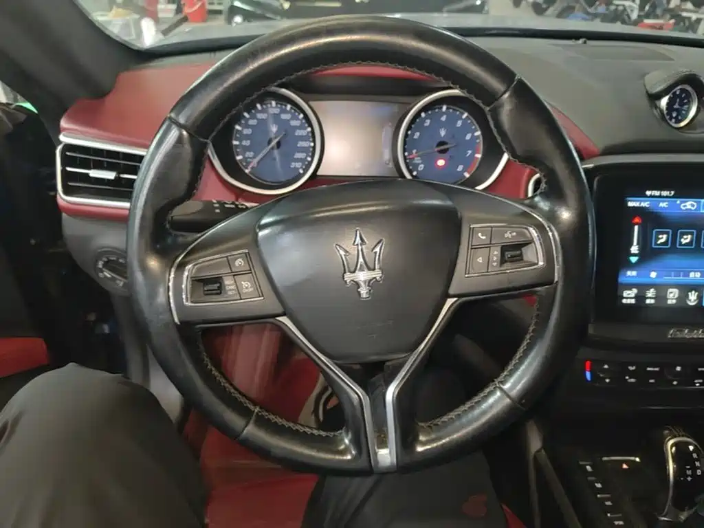Maserati Ghibli — миниатюра 11