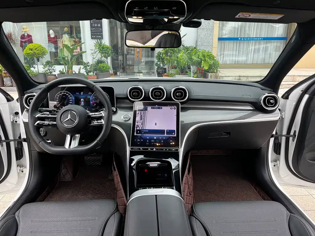Mercedes-Benz C-Class — миниатюра 5