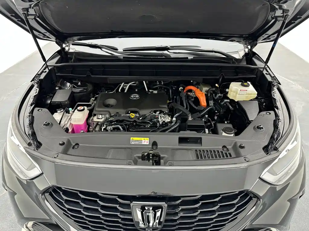 Toyota Crown Kluger — миниатюра 19