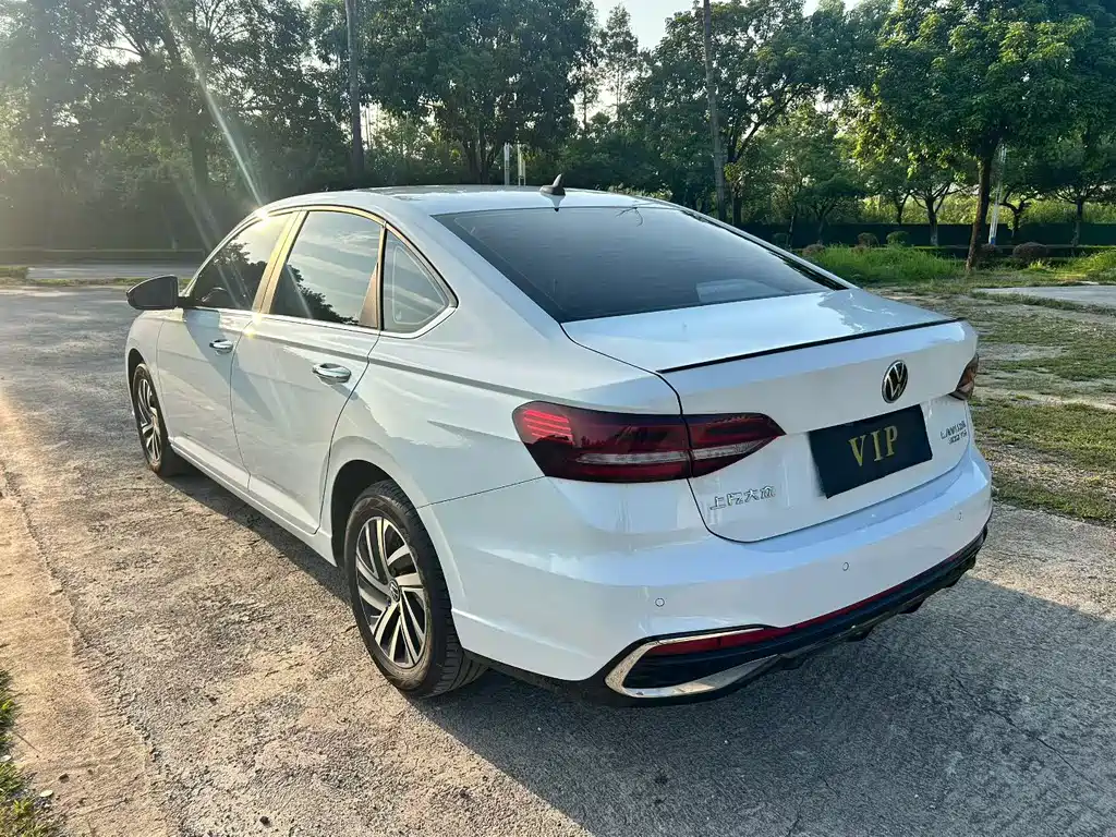 Volkswagen Lavida — миниатюра 7