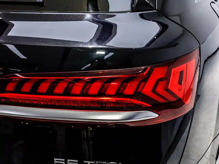 Audi Q7 — миниатюра 26