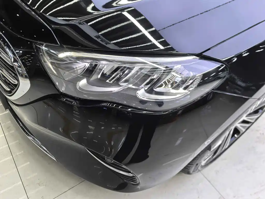 Mercedes-Benz E-Class New Energy — миниатюра 10