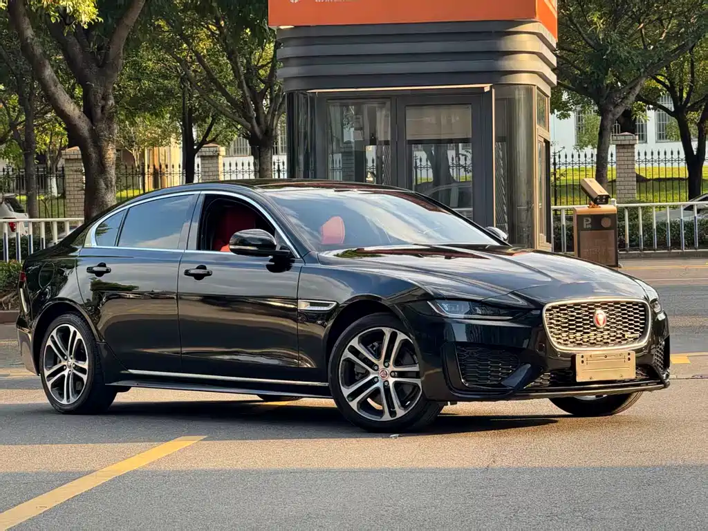 Jaguar XEL — миниатюра 2