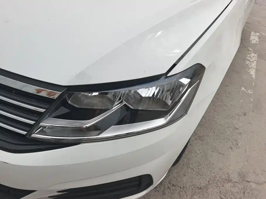 Volkswagen Lavida — миниатюра 5