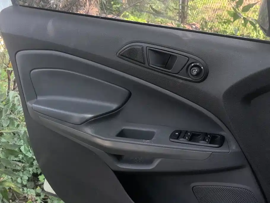 Ford Ecosport — миниатюра 7