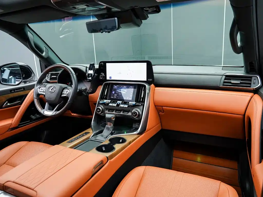 Lexus LX — миниатюра 15