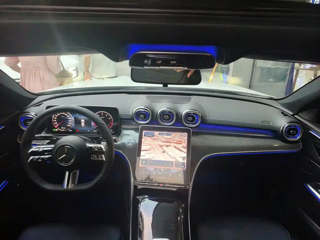 Mercedes-Benz C-Class — миниатюра 10