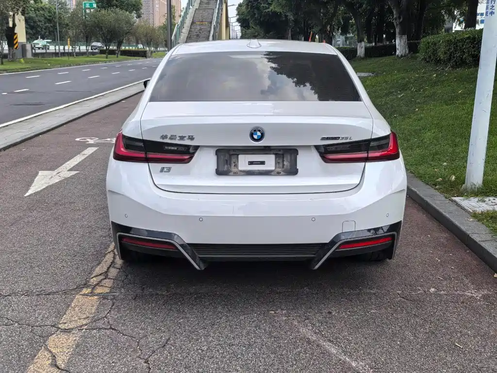 BMW i3 — миниатюра 4