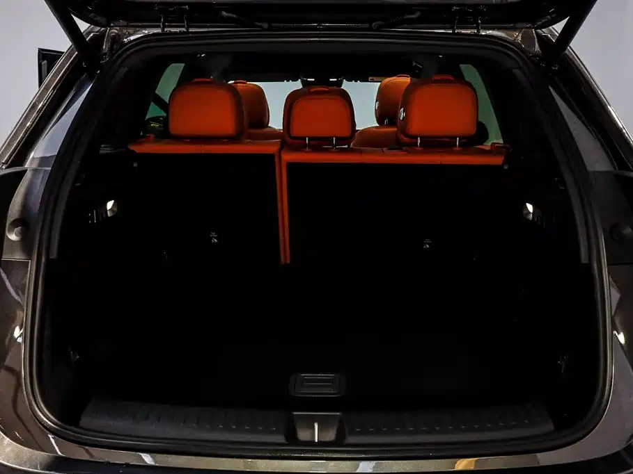 Li Auto Li L6 — миниатюра 8