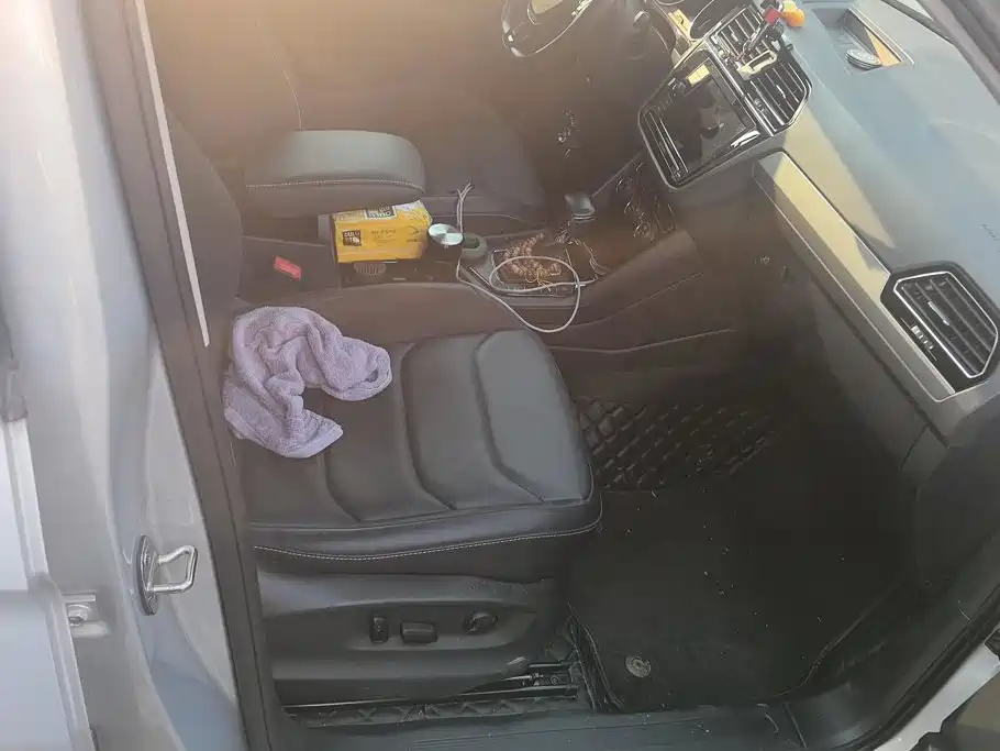 Volkswagen Tiguan L — миниатюра 8