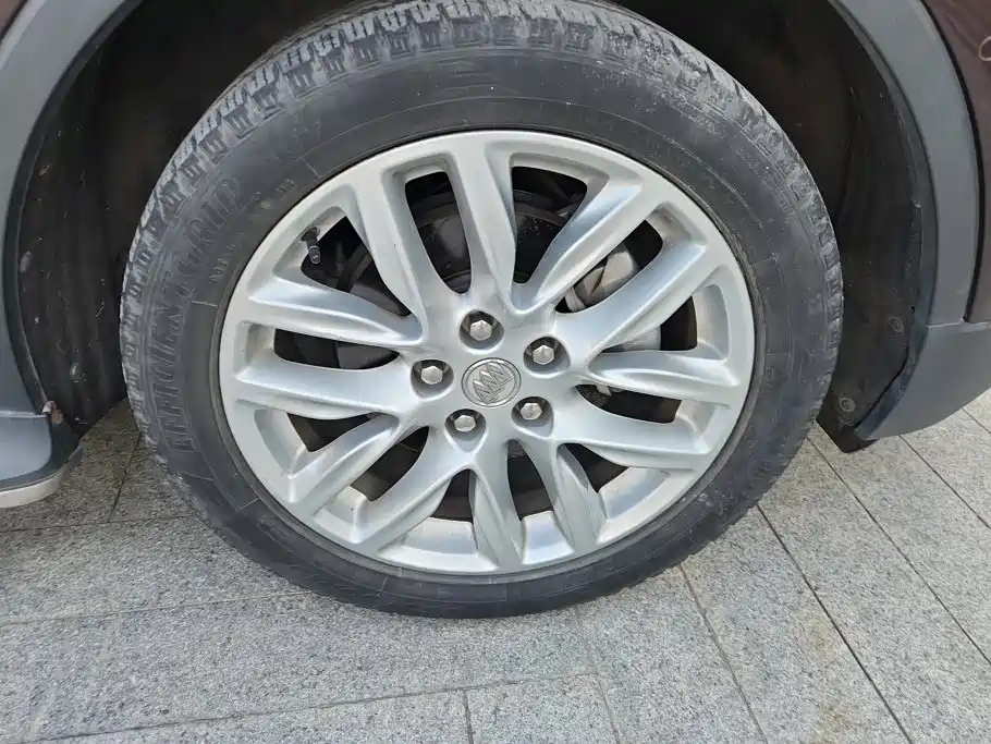 Buick Envision Plus — миниатюра 6