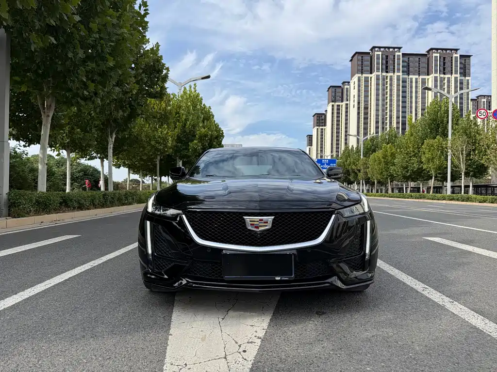 Cadillac CT5 — миниатюра 2