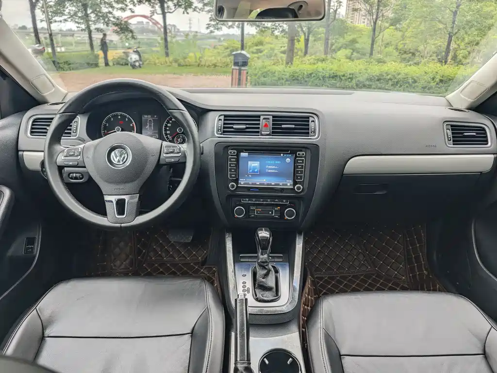 Volkswagen Sagitar — миниатюра 13