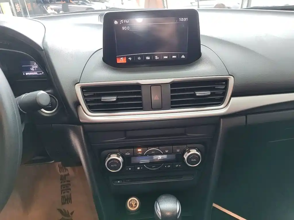 Mazda 3 Axela — миниатюра 13