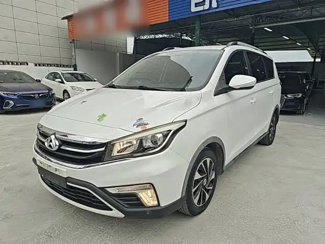 Changan Oshan A800