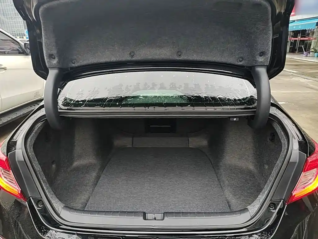 Honda Accord — миниатюра 19