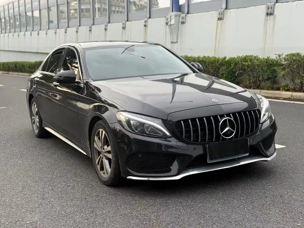 Mercedes-Benz C-Class — миниатюра 2