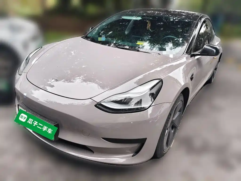 Tesla Model 3 — миниатюра 2