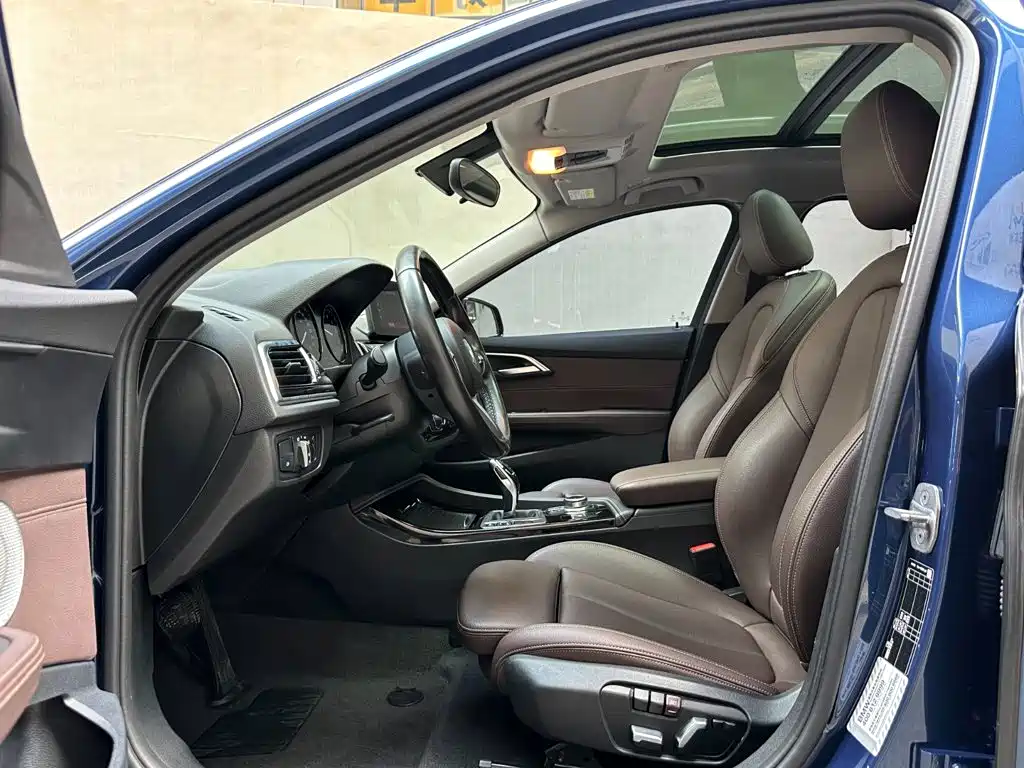 BMW 1 Series — миниатюра 9