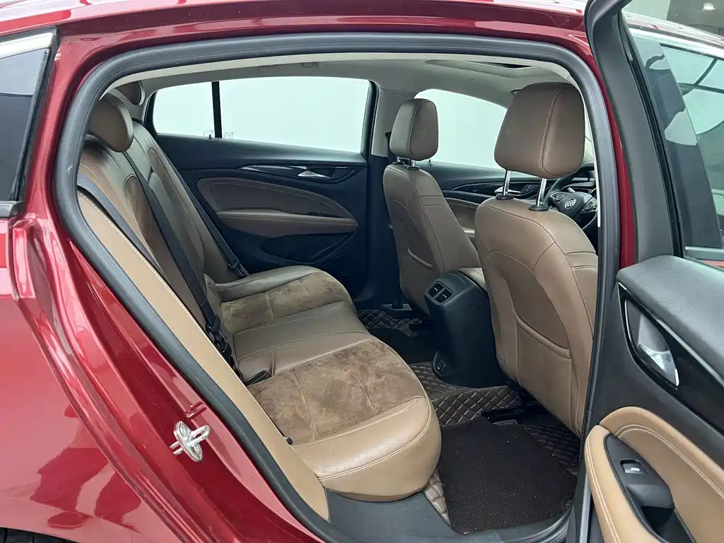 Buick Regal — миниатюра 14