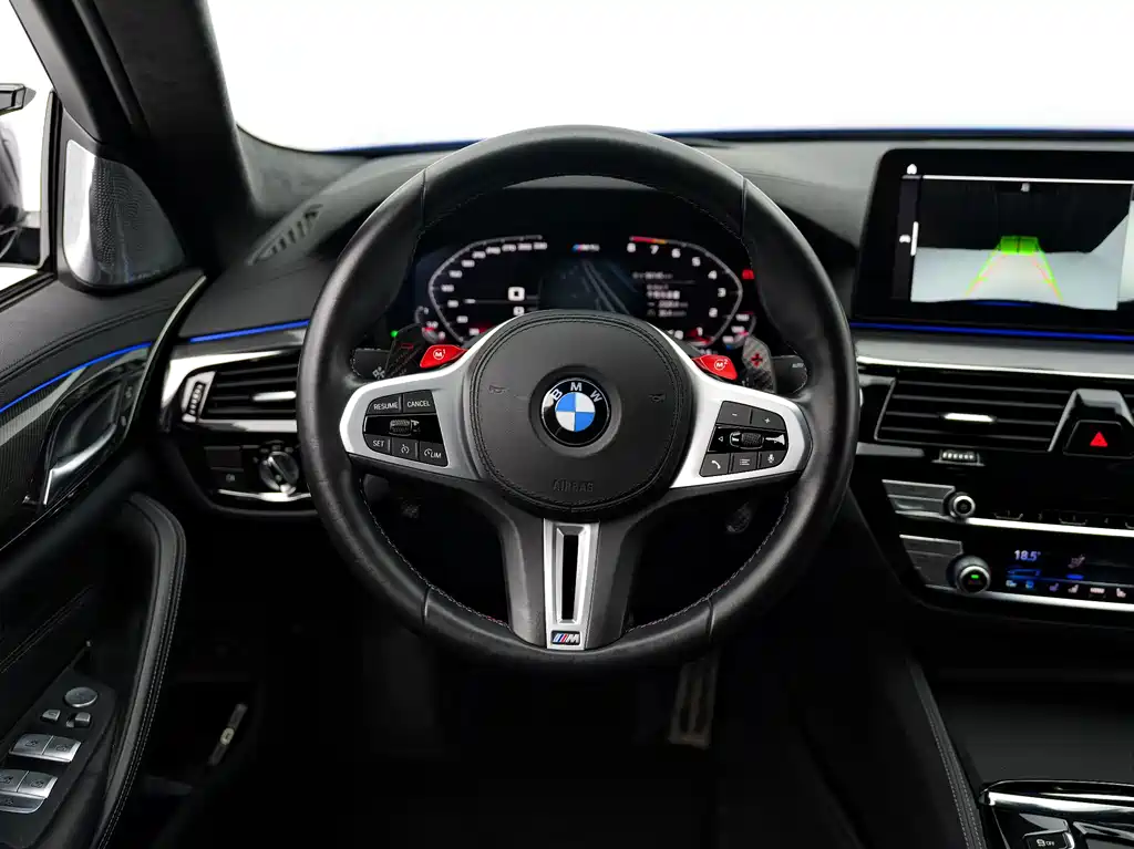 BMW M5 — миниатюра 18