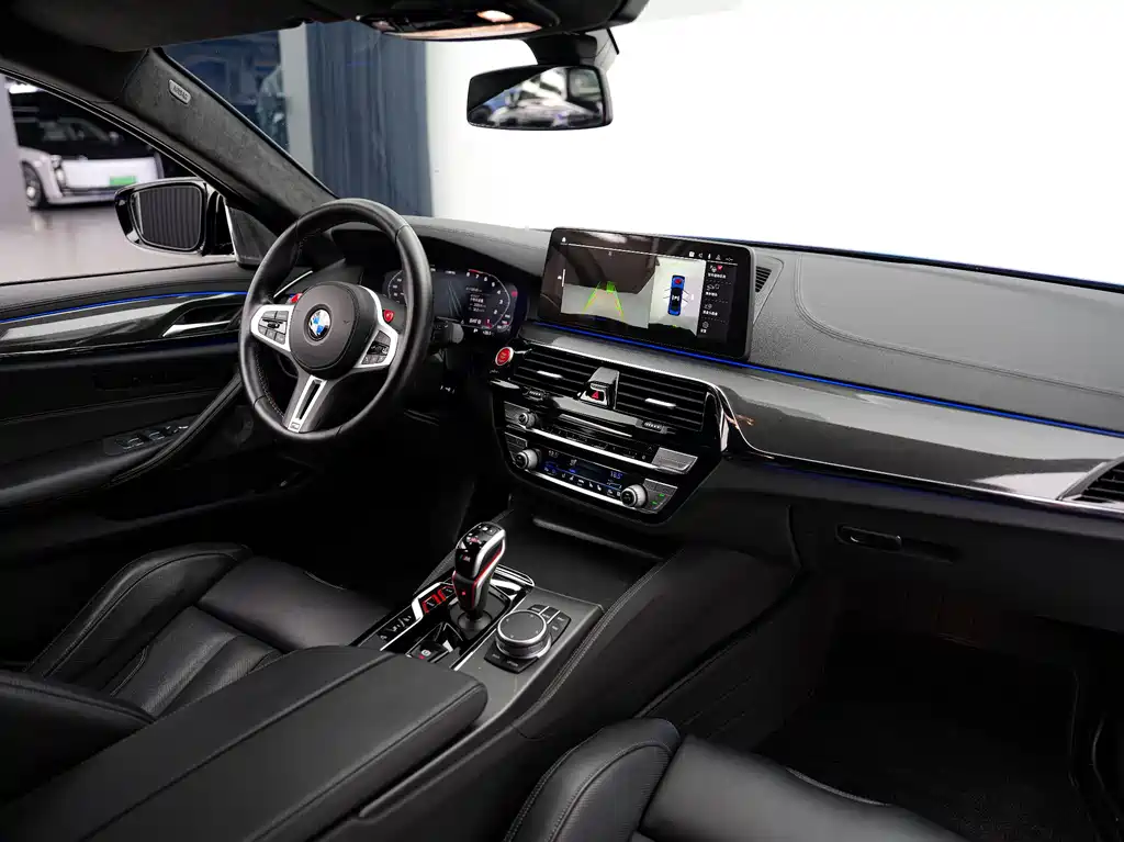 BMW M5 — миниатюра 27