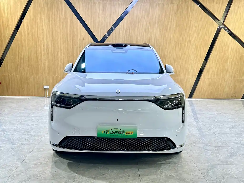 AITO AITO M8 — миниатюра 2