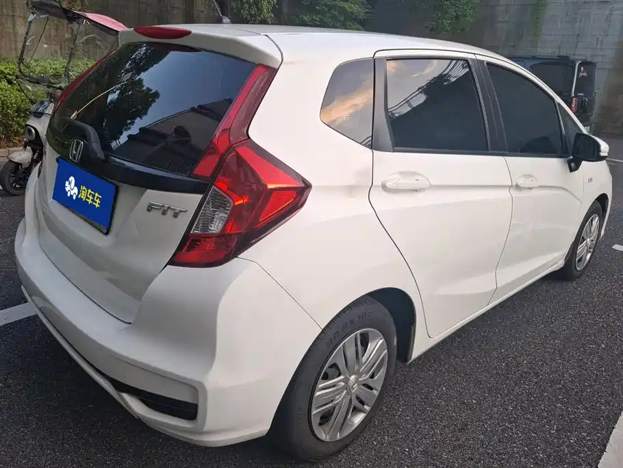 Honda Fit — миниатюра 3