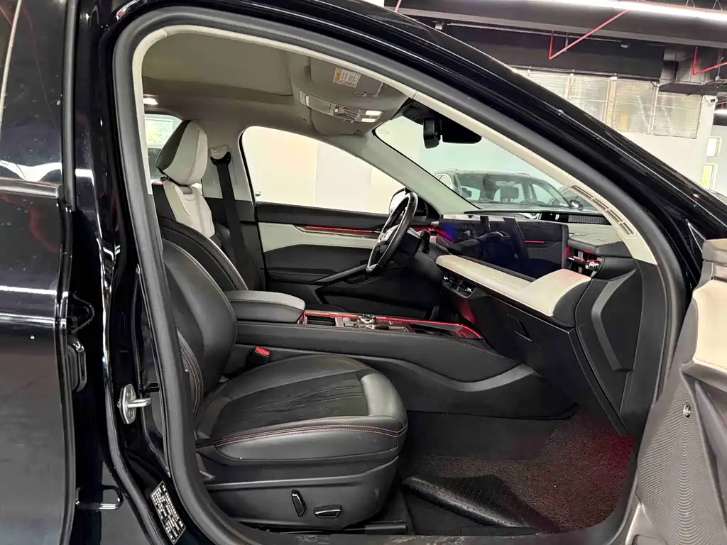 Ford Mondeo — миниатюра 15