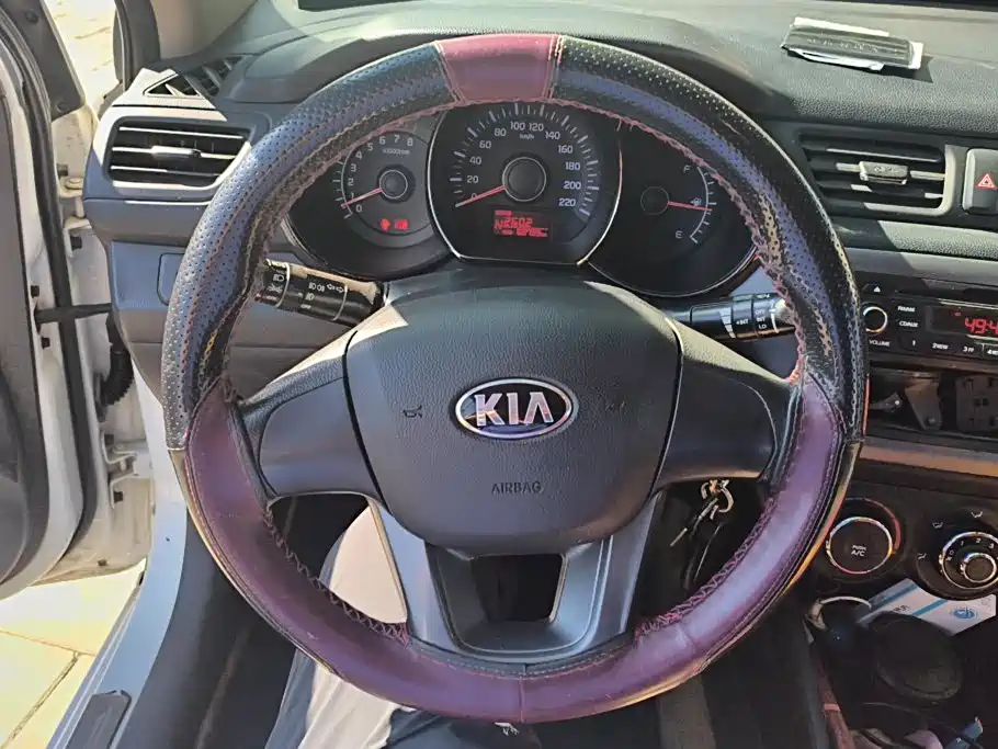 Kia K2 — миниатюра 15