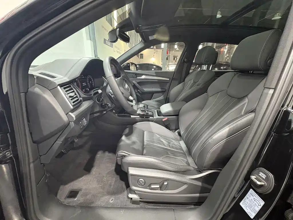Audi Q5L — миниатюра 5