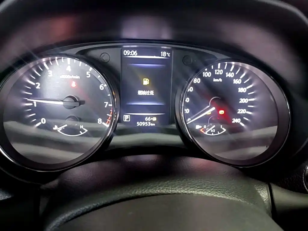 Nissan X-Trail — миниатюра 12