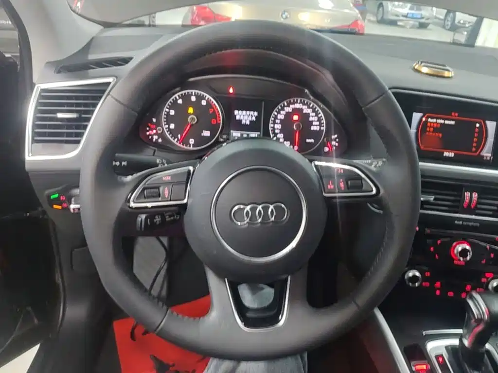 Audi Q5 — миниатюра 11