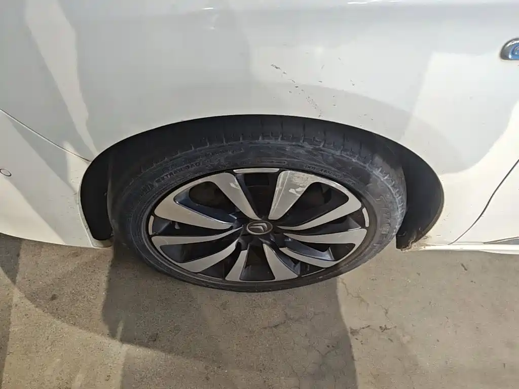 Citroen C4L — миниатюра 23