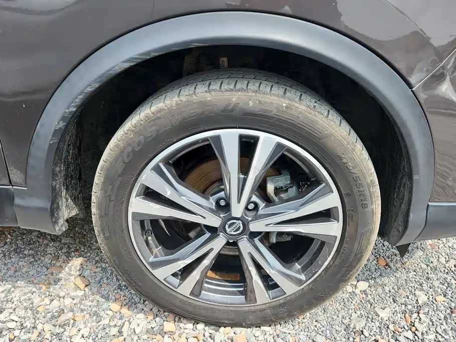 Nissan Qashqai — миниатюра 6
