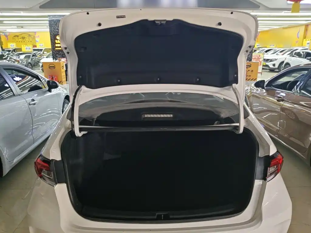 Toyota Corolla — миниатюра 19
