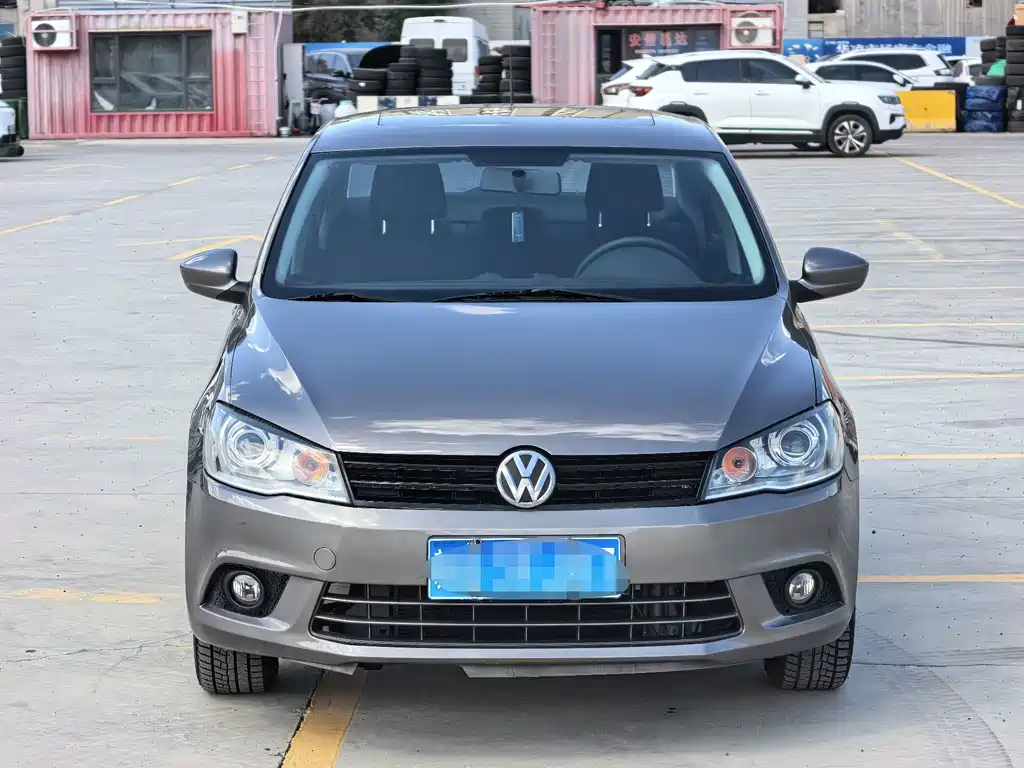 Volkswagen Jetta — миниатюра 2