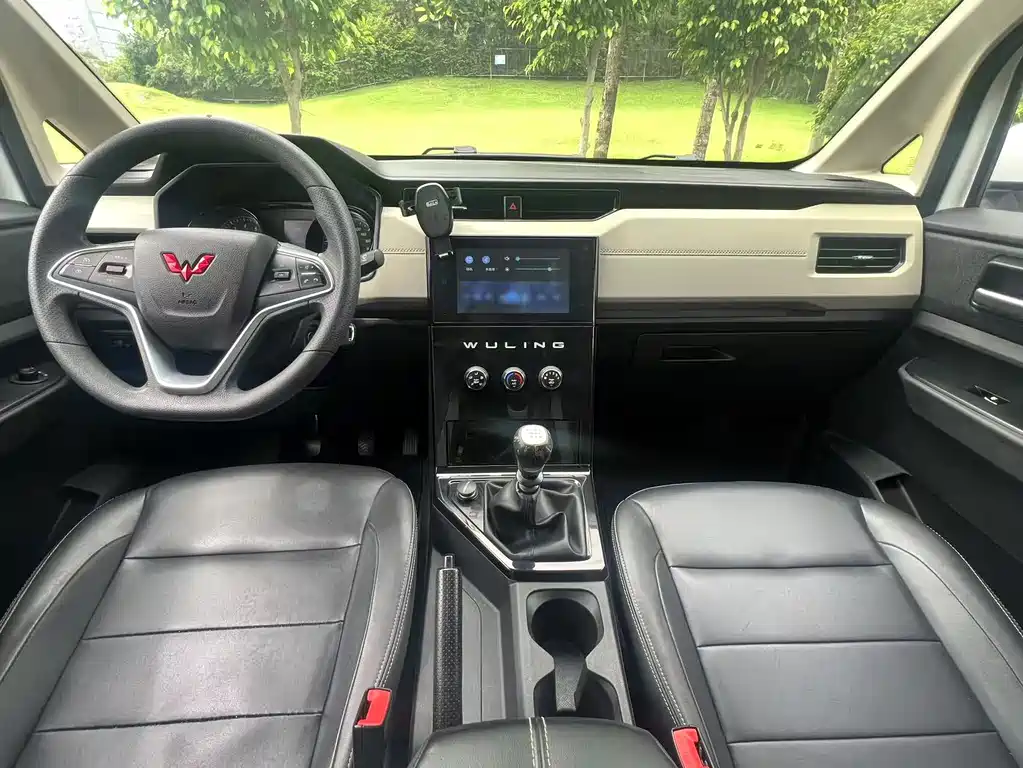 Wuling Journey 2021 1.5T MT Luxury