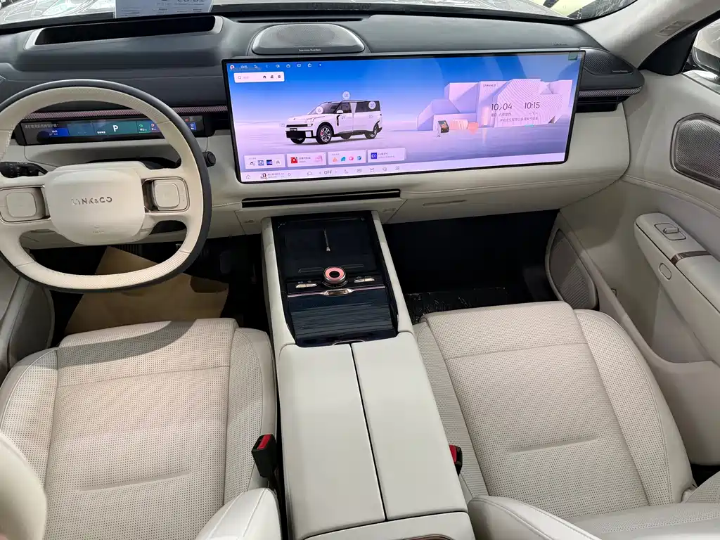 Lynk & Co 900 — миниатюра 3
