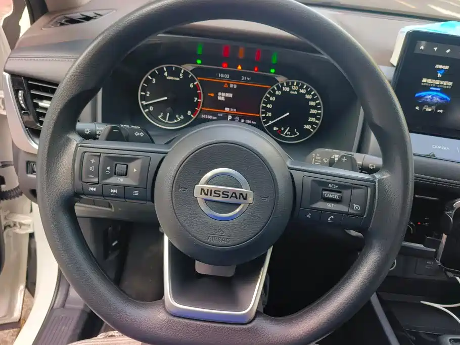 Nissan X-Trail — миниатюра 15